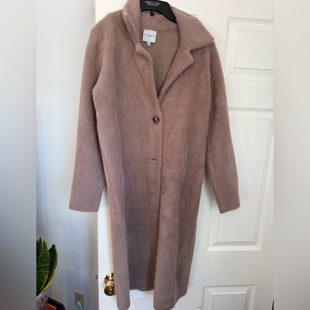 CYRUS Women's Velvet Taupe Coat